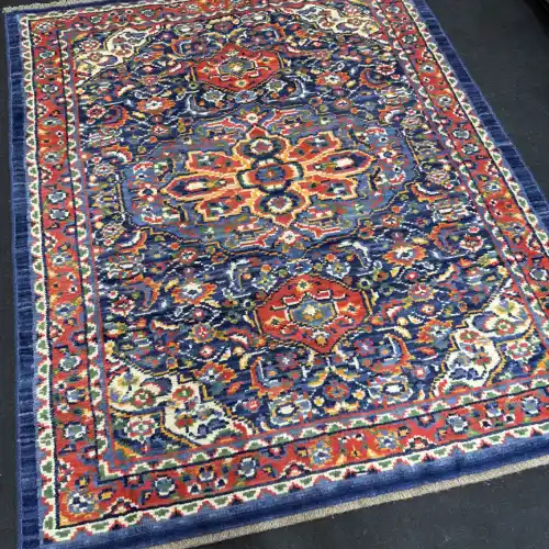 فرش شیراز طرح قشقایی سورمه ای